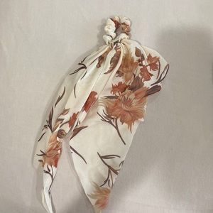 Scarf hair tie